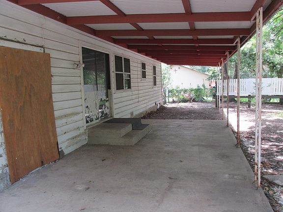 5th image of 823 Red Bud Dr