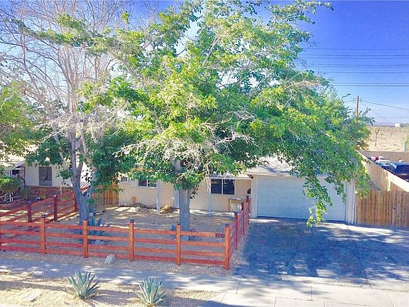 2nd image of 257 Pictorial St