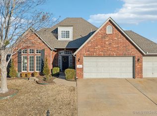 12011 S Sycamore St, Jenks, OK 74037
