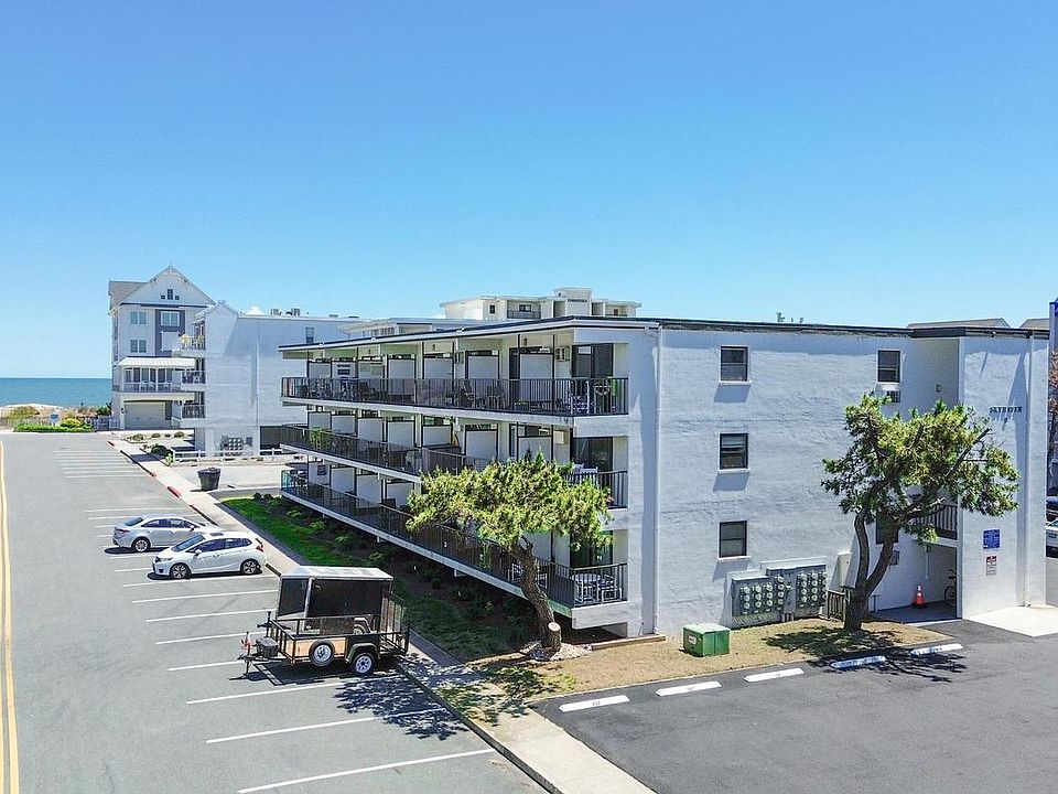 1st image of 9 138th St Unit 307