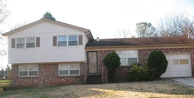 2nd image of 2807 Broadview Dr NW