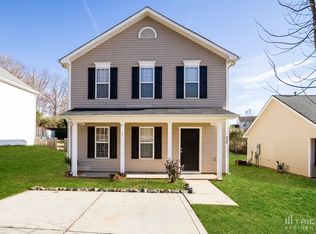 5332 Beam Lake Dr, Charlotte, NC 28216