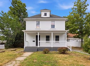 96 Union St, Holbrook, MA 02343