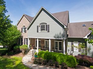597 Dwyer Ln, Lewisburg, WV 24901