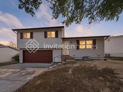 19064 E Eastman Ave Photo 1