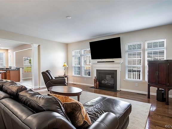 5th image of 4304 Fox Trotter Dr
