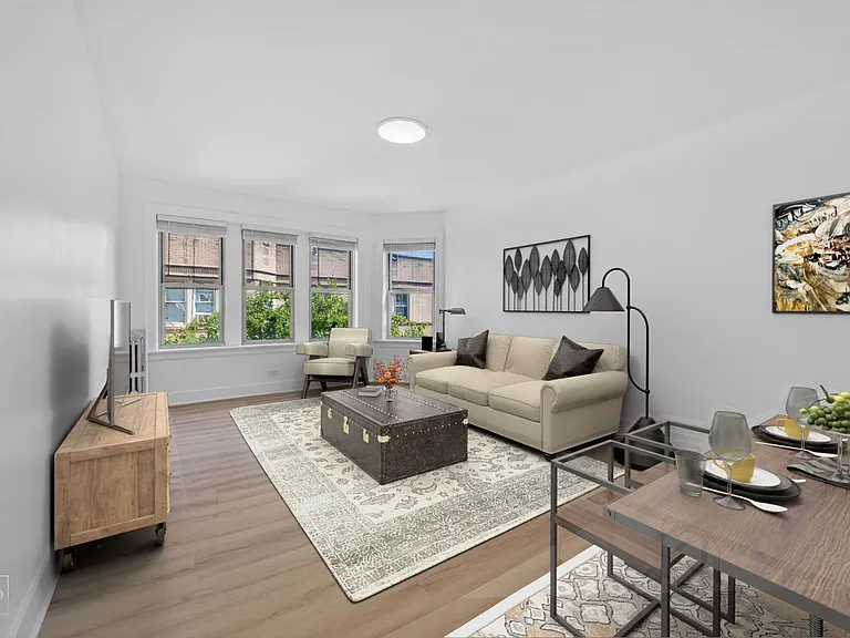 6310 N Artesian — Photo 33
