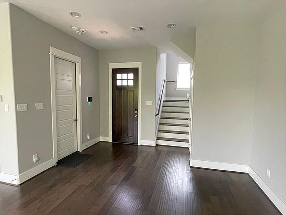 3rd image of 6015 Yale Garden Ln
