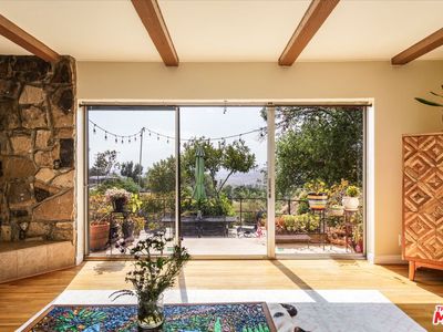 11111 Tujunga Canyon Blvd, Tujunga, CA, 91042