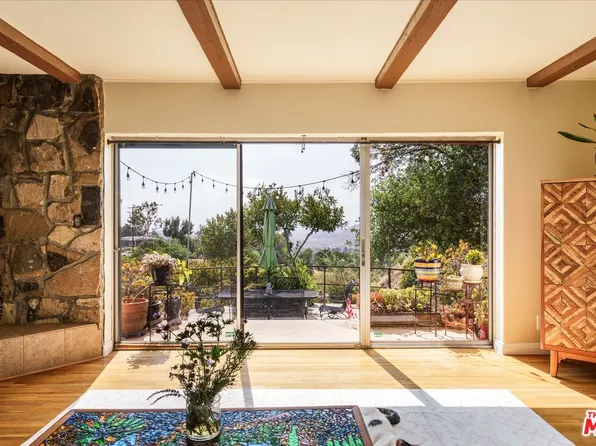 11111 Tujunga Canyon Blvd, Tujunga, CA 91042