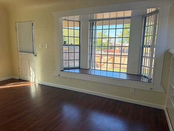 5th image of 4327 48th St