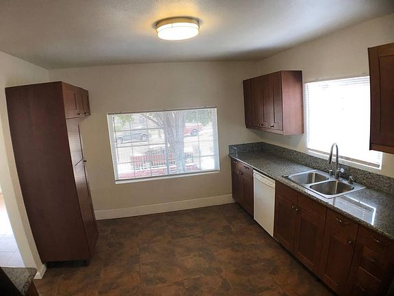 5th image of 3086 Clay Ave