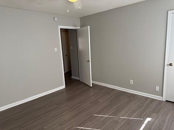 4th image of 2990-2992 Stage Park Pl