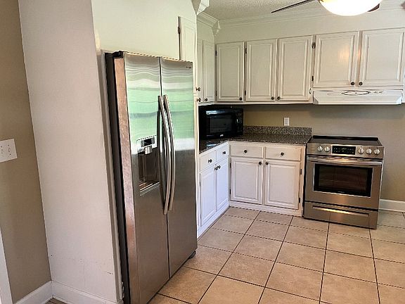 5th image of 502 N Gilmer Park