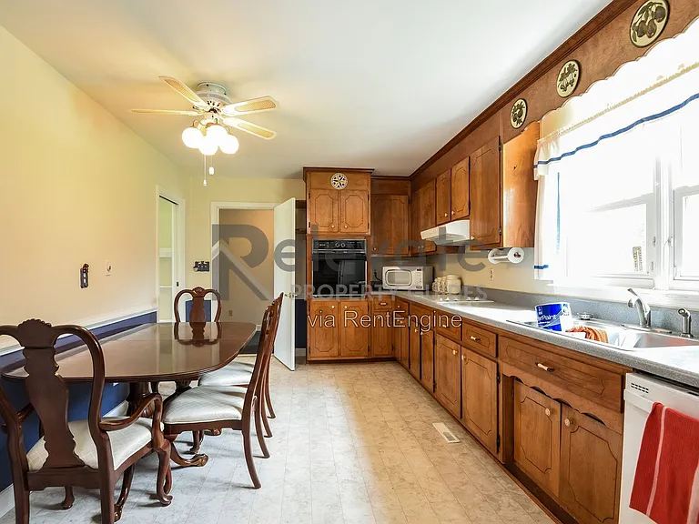 3110 Courtland Rd — Photo 7