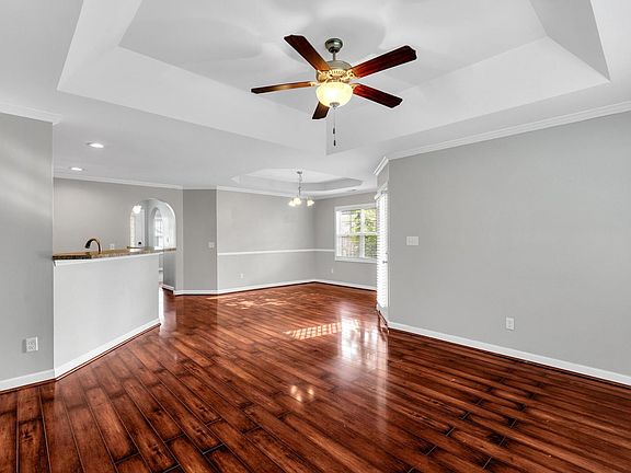 2nd image of 403 Blue Pennant Ct