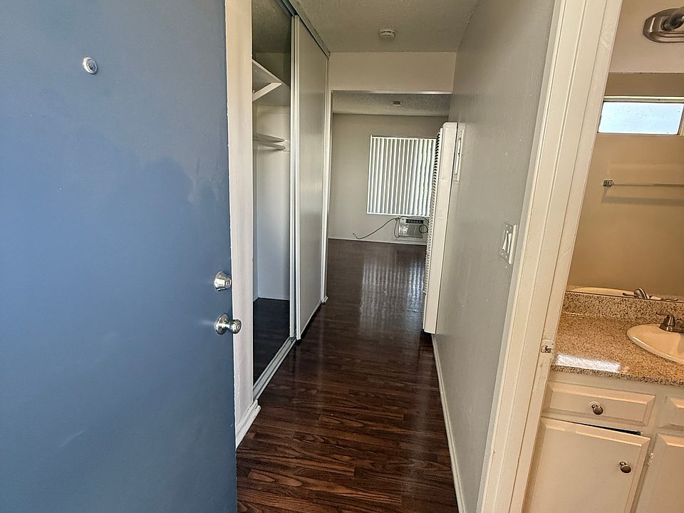 1st image of 901 Palmbrook Dr APT 08