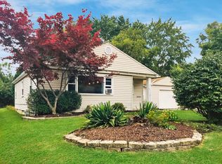 3004 W Valanna Ct, Glendale, WI 53209