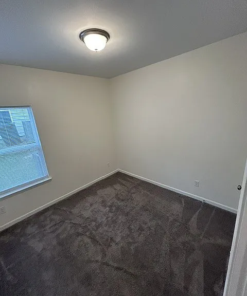 923 Millstream Dr — Photo 17