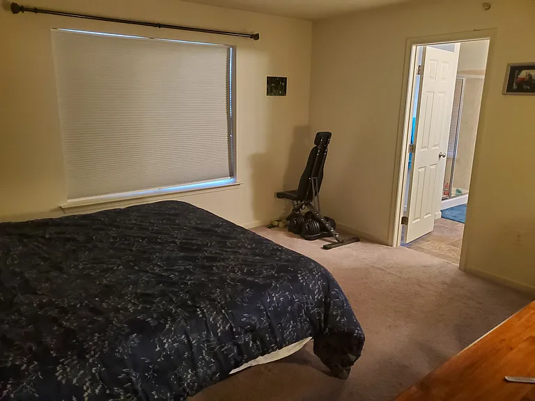 3894 Ashland Dr — Photo 7