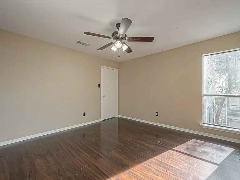 3758 Tanglewilde St #2 — Photo 18