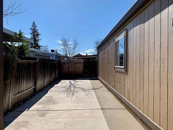 5th image of 7855 Cottonwood Ln Unit 37