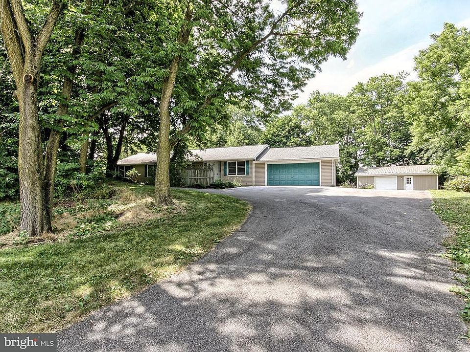 1st image of 171 Limekiln Rd