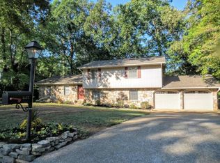 6427 Harbor Master Dr, Hixson, TN 37343