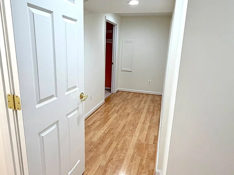 21282 Hedgerow Ter — Photo 13