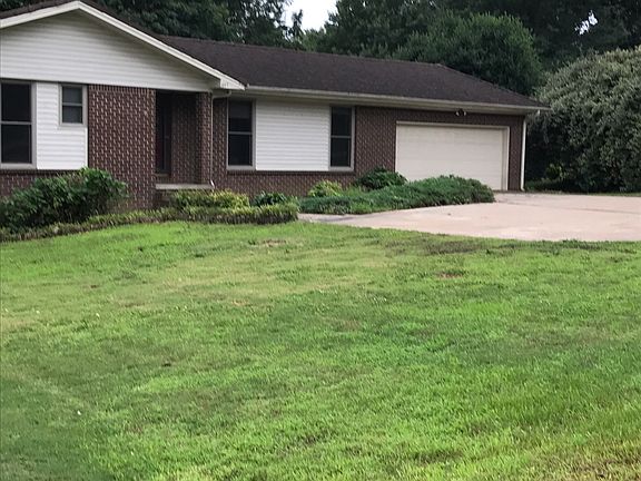 4th image of 601 E Nettleton Ave