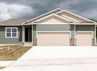 509 NE Madison Ave, Elkhart, IA 50073
