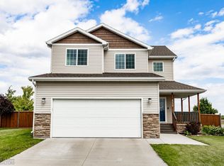 4248 19th St S, Moorhead, MN 56560