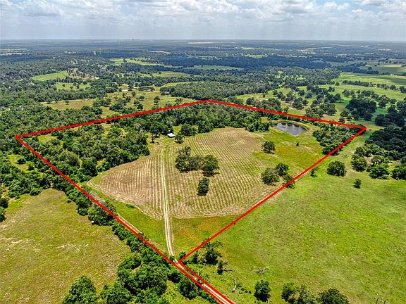 2nd image of 1723 County Road 305