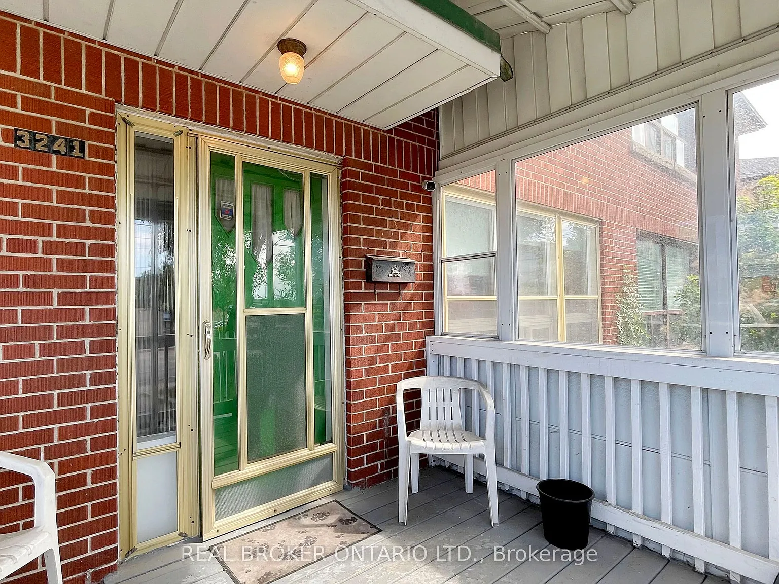 3 bed, $3,300 — Photo 3