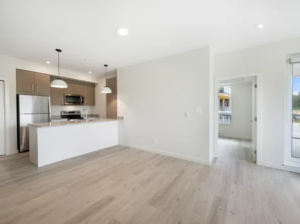 Uptown Residences Building A, 5130 Joyce Ave, Powell River, BC V8A 0W3