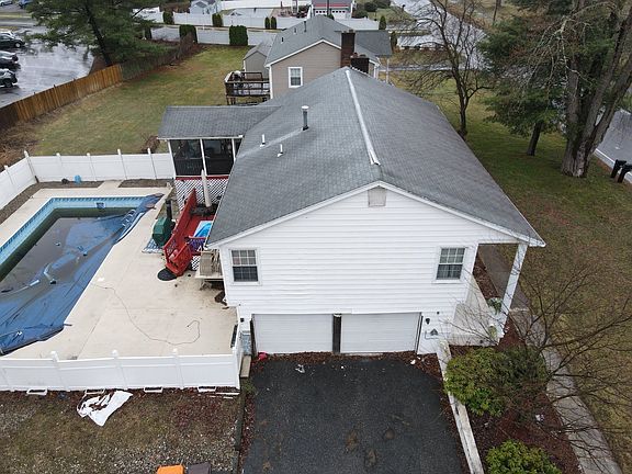5th image of 117 Silver St