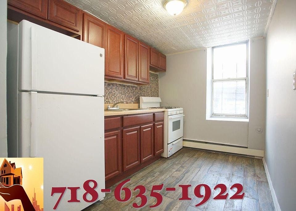 2nd image of 1011 E 217th St