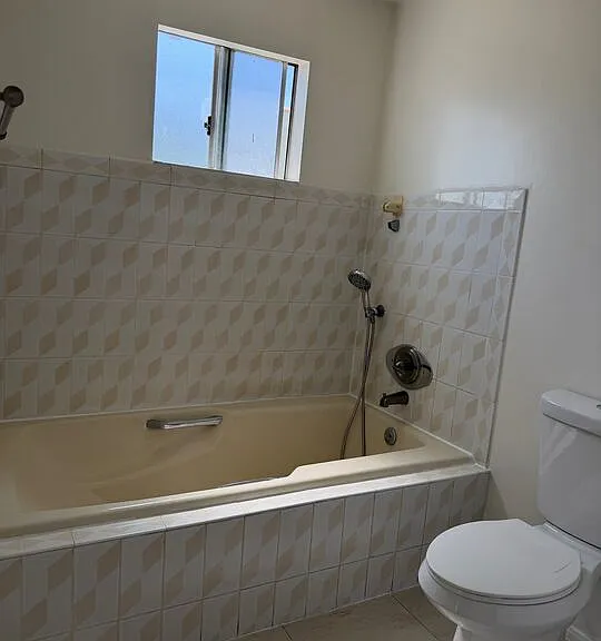 2240 Crenshaw Blvd #C — Photo 10