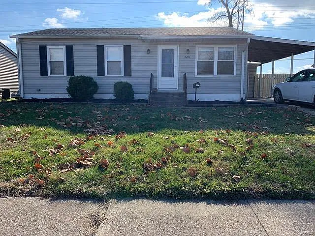 2216 Terminal Ave photo 1