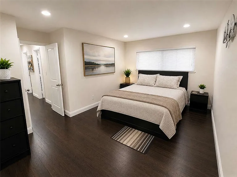 17211 Stowers Ave — Photo 5