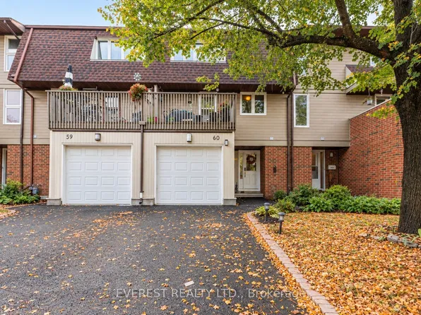 3205 Uplands Dr #60, Ottawa, ON K1V 9T4