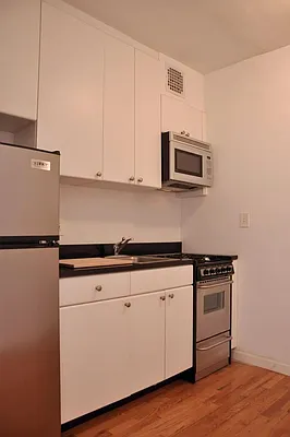 Rented by Platinum Properties | media 21