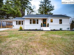 290 Farthing St, Boone, NC 28607