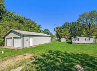 320 S Bradford St, Atwood, IN 46502
