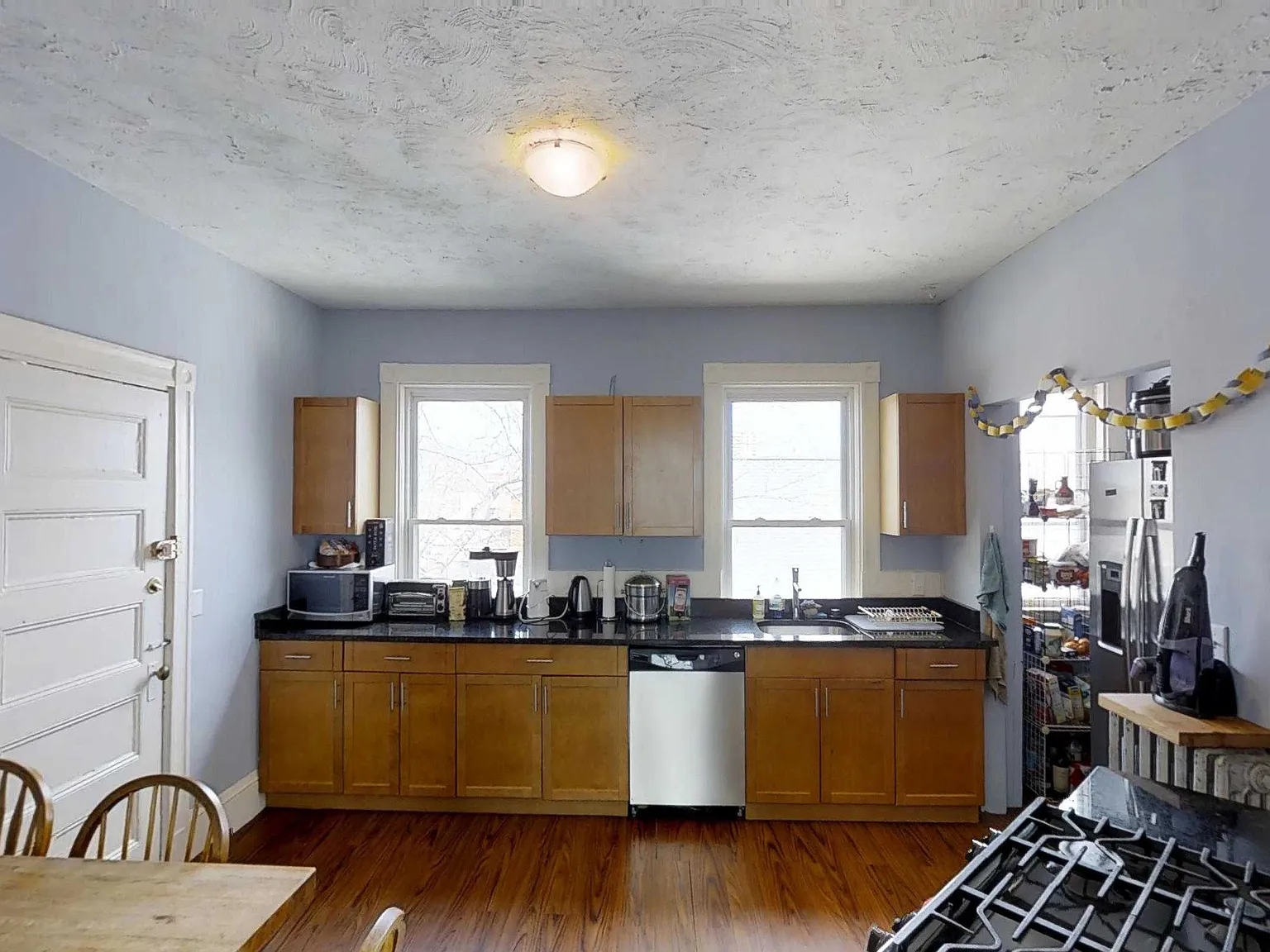 4 bed, $4,600 — Photo 3
