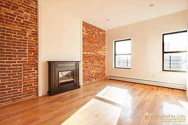 Rented by aptsandlofts.com