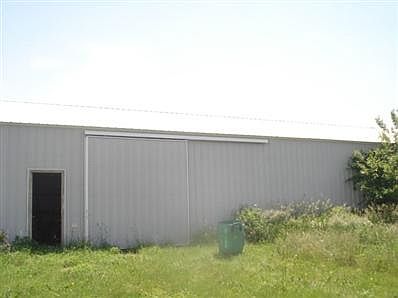 5th image of 4775 E Grinter Rd
