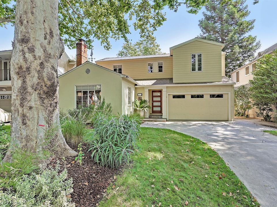 1st image of 2757 Land Park Dr