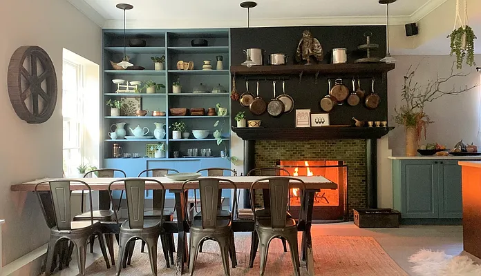 Sold by Compass | media 1