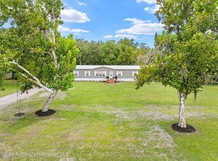 4045 Loury Dr, Zephyrhills, FL 33543
